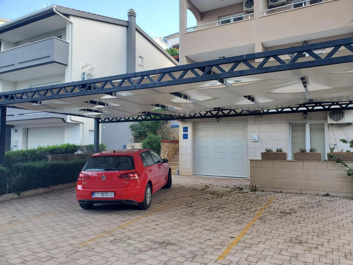 Apartments Nedo Dalmatia Omiš Dış mekan fotoğraf