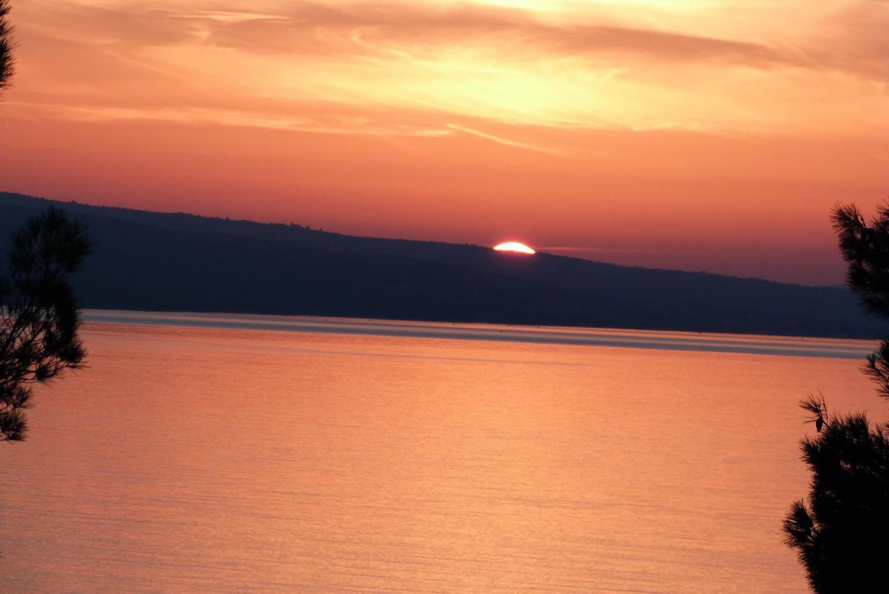 Apartments Nedo Dalmatia Omiš Dış mekan fotoğraf
